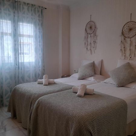 Alojamiento Seda Alcalá de Guadaira Exteriör bild